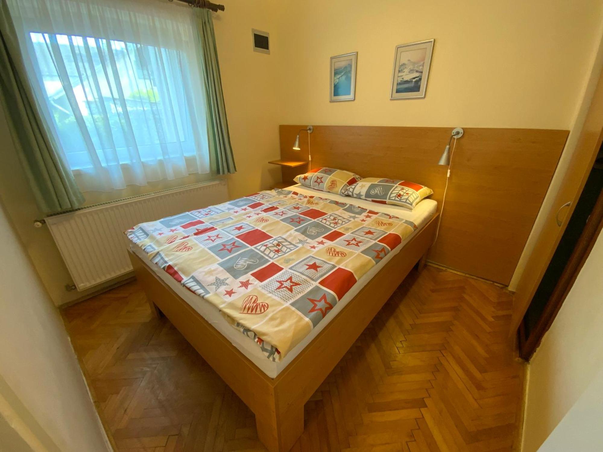 Gosy Apartmanok 希欧福克 外观 照片